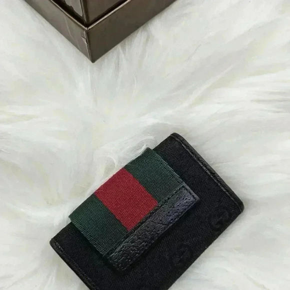 Gucci Sherryline & Black Canvas Key  Holder - Picture 4 of 14